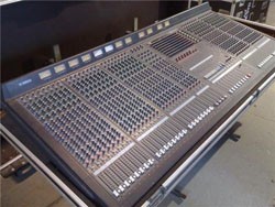 Yamaha M-3000A Mischpult 40/16/2